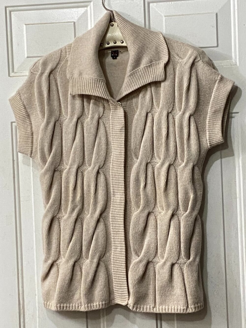 AVA Cashmere Womens Sz S Sweater Vest Cap Sleeve Snap Up Light Beige